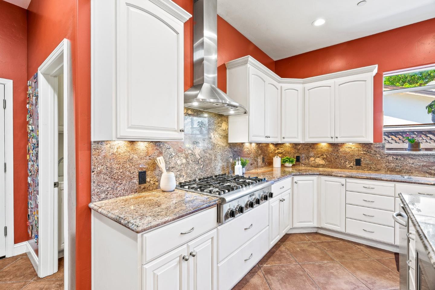 Detail Gallery Image 19 of 43 For 34150 Cartwright Pl, Fremont,  CA 94555 - 3 Beds | 2/1 Baths