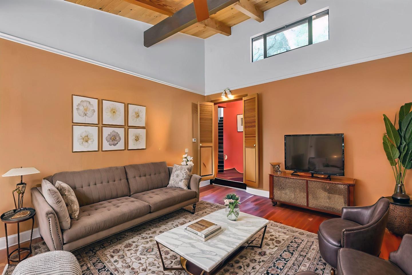 Detail Gallery Image 12 of 16 For 1750 Toyon Rd, Lafayette,  CA 94549 - 2 Beds | 2 Baths