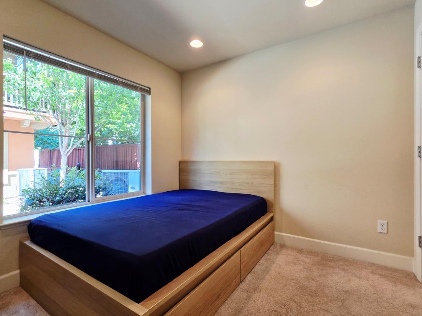 Detail Gallery Image 16 of 23 For 338 Santa Diana Ter, Sunnyvale,  CA 94085 - 4 Beds | 3/1 Baths
