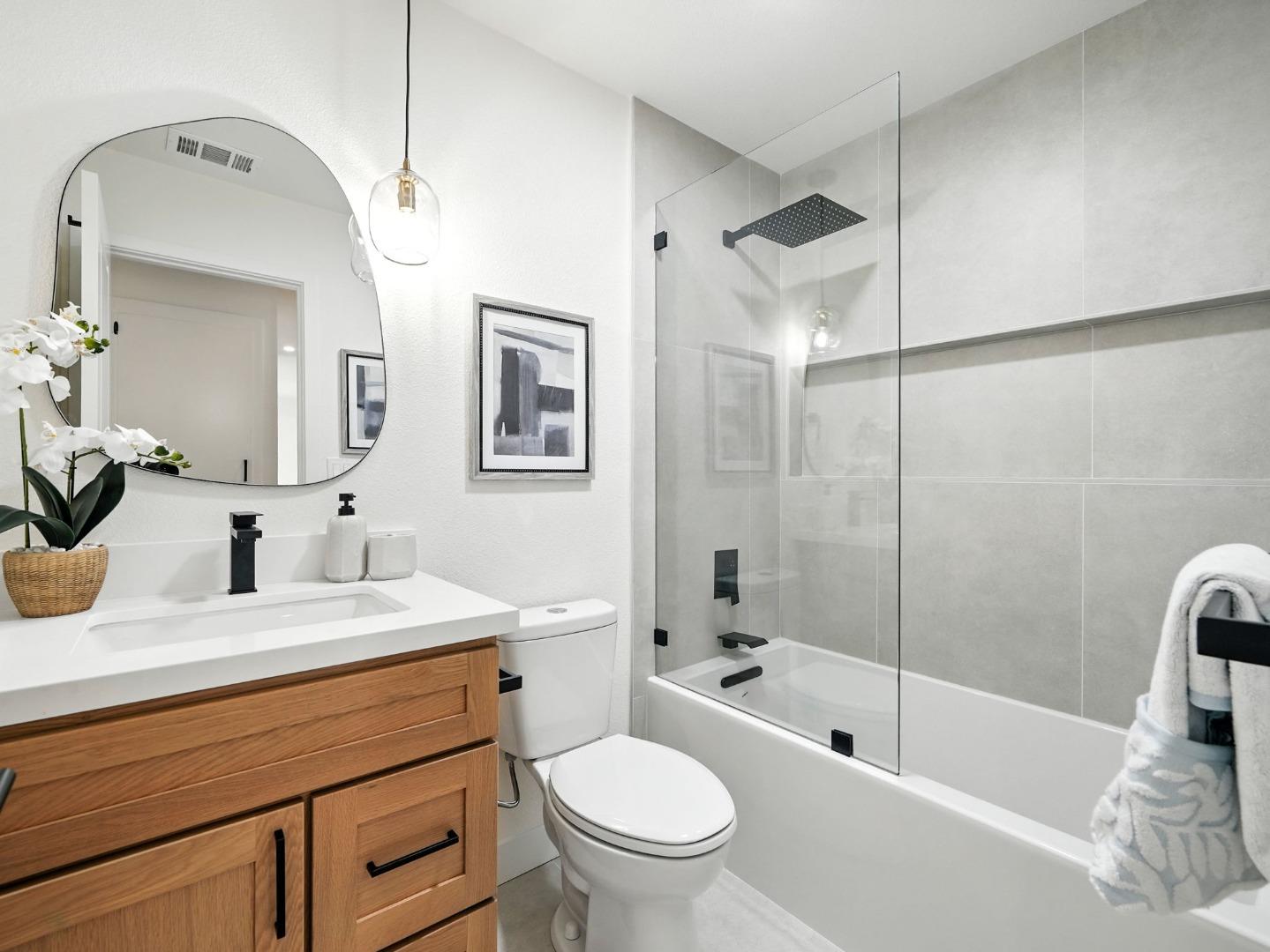 Detail Gallery Image 18 of 26 For 1419 Mount Shasta Ave, Milpitas,  CA 95035 - 4 Beds | 2 Baths