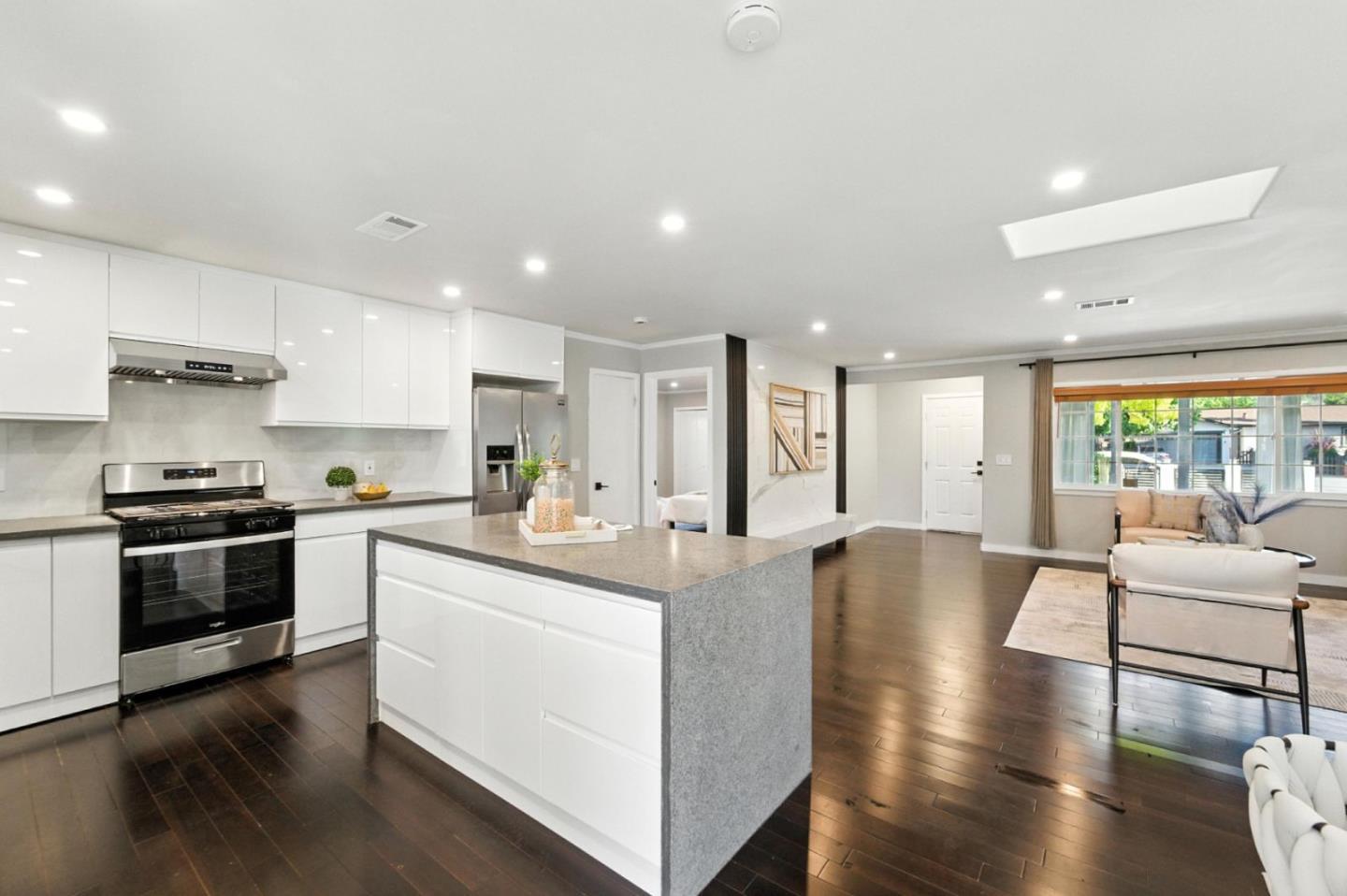 Detail Gallery Image 29 of 39 For 1705 Blossom Hill Rd, San Jose,  CA 95124 - 3 Beds | 2 Baths