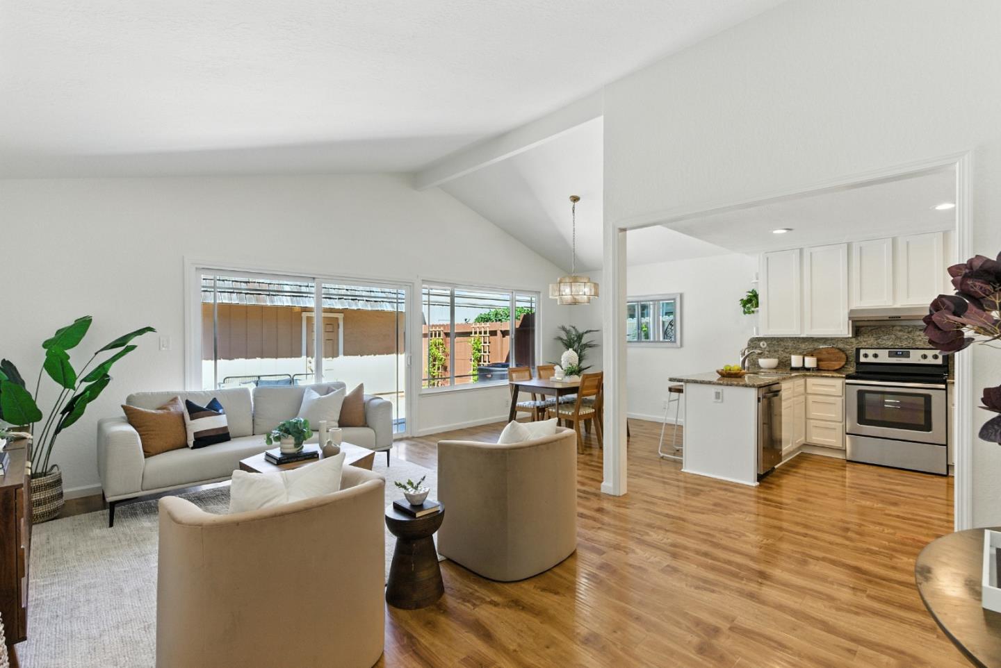 Detail Gallery Image 2 of 33 For 4590 Cimarron River Ct, San Jose,  CA 95136 - 3 Beds | 2 Baths