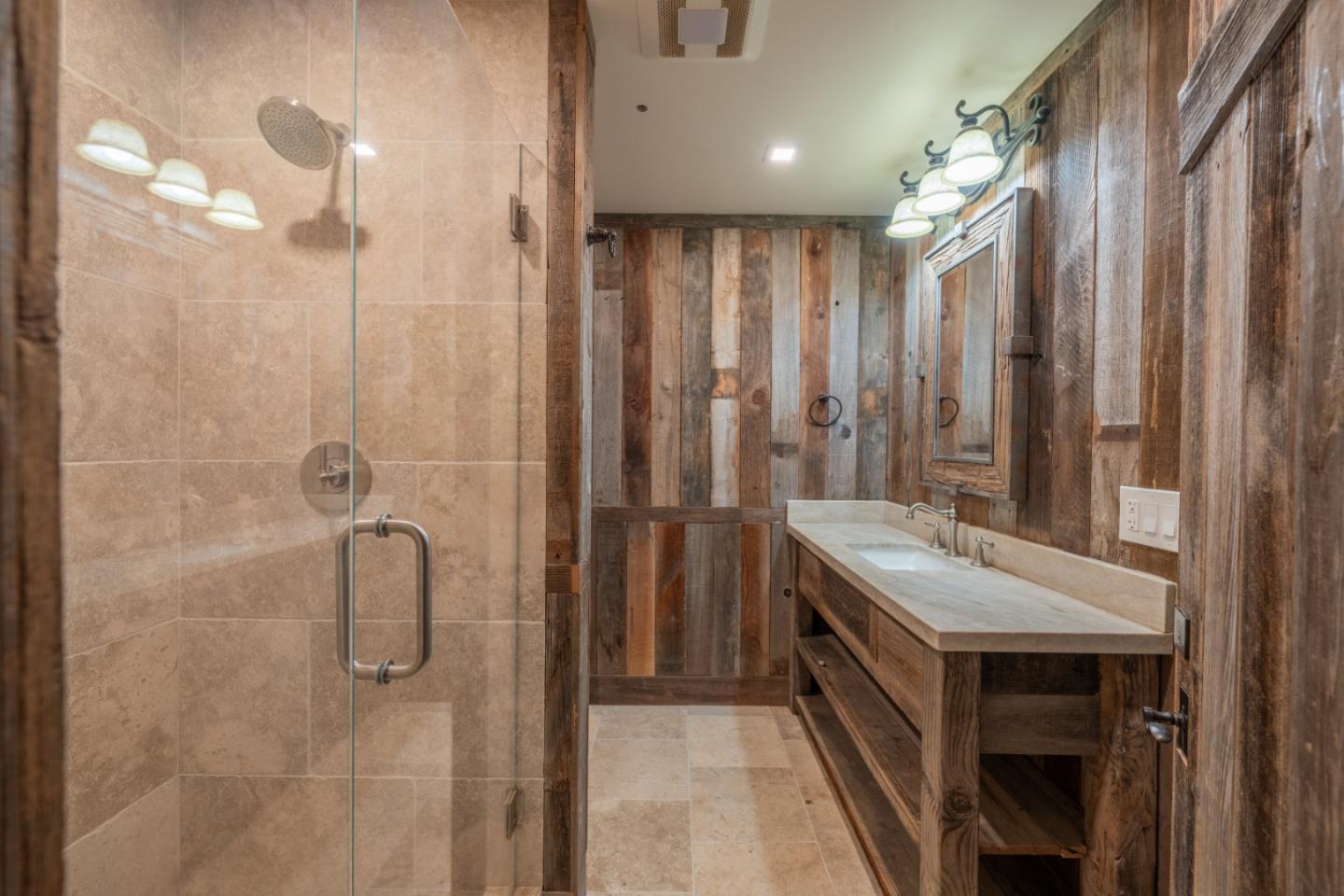 Detail Gallery Image 27 of 45 For 10265 Calle De Robles, Carmel Valley,  CA 93923 - 5 Beds | 5 Baths
