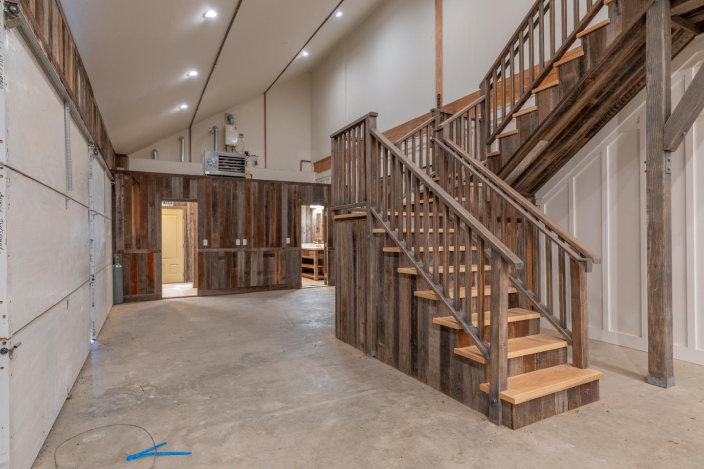 Detail Gallery Image 30 of 45 For 10265 Calle De Robles, Carmel Valley,  CA 93923 - 5 Beds | 5 Baths