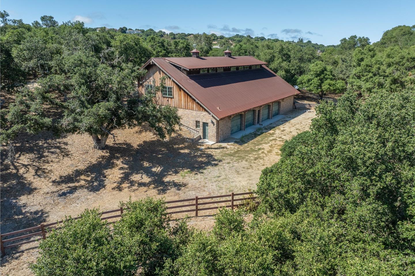Detail Gallery Image 34 of 45 For 10265 Calle De Robles, Carmel Valley,  CA 93923 - 5 Beds | 5 Baths