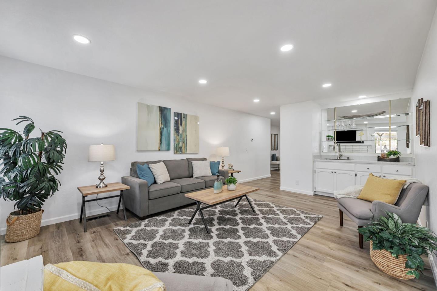 Detail Gallery Image 11 of 44 For 1109 El Camino Higuera, Milpitas,  CA 95035 - 3 Beds | 2/1 Baths