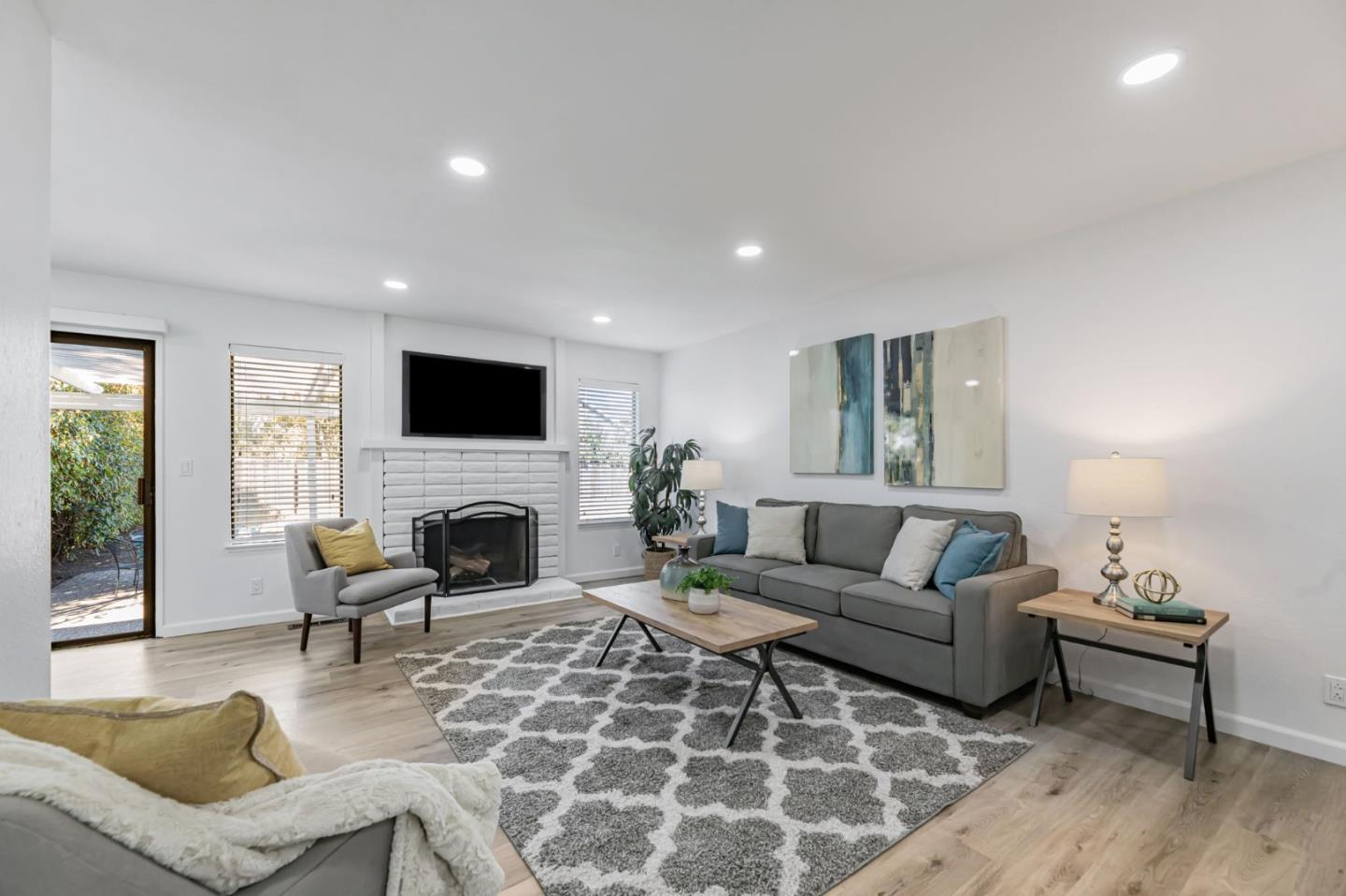 Detail Gallery Image 12 of 44 For 1109 El Camino Higuera, Milpitas,  CA 95035 - 3 Beds | 2/1 Baths