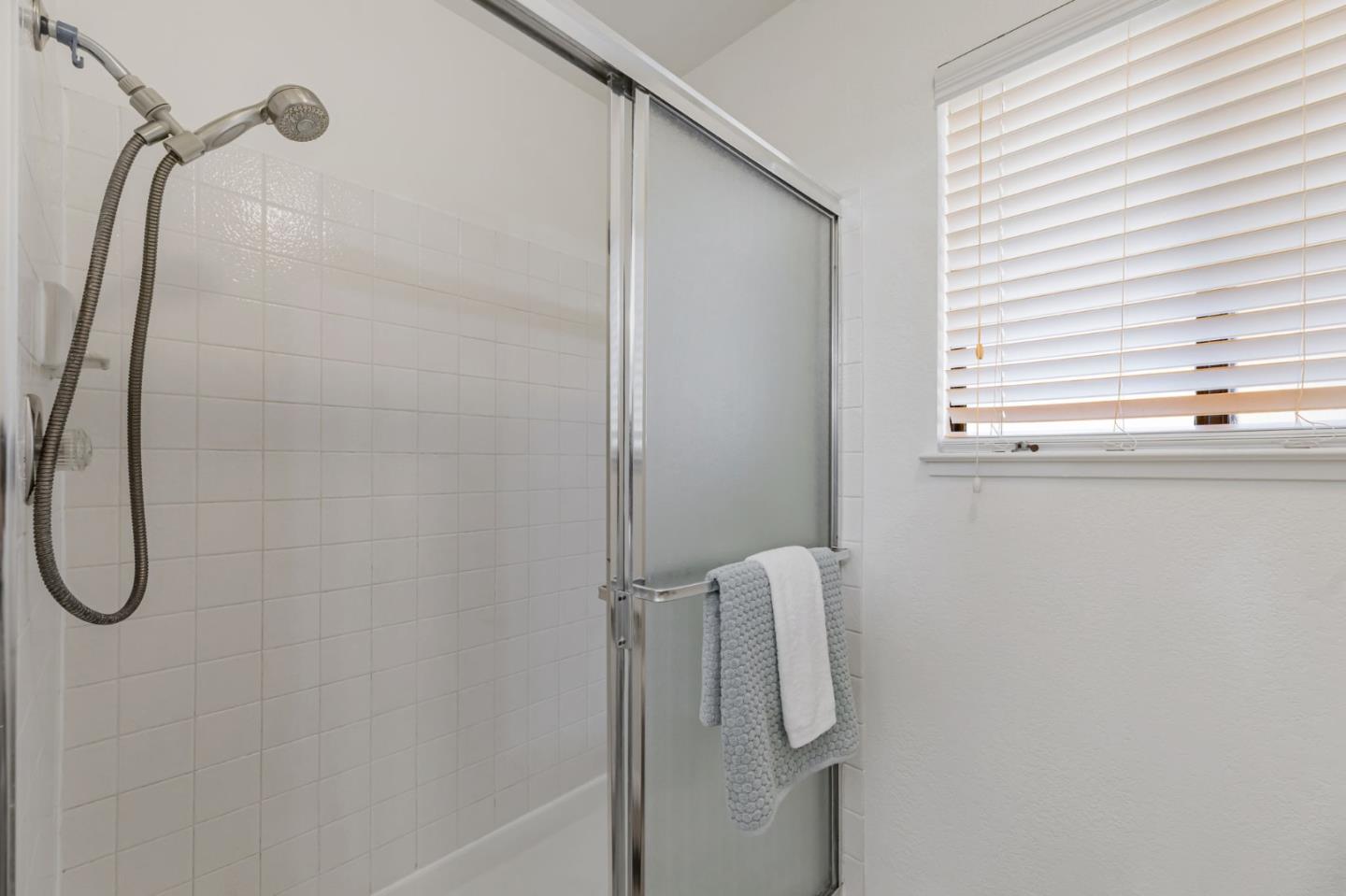 Detail Gallery Image 36 of 44 For 1109 El Camino Higuera, Milpitas,  CA 95035 - 3 Beds | 2/1 Baths