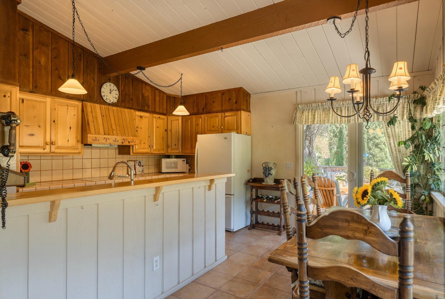 Detail Gallery Image 10 of 46 For 53 Southbank Road, Carmel Valley,  CA 93924 - 4 Beds | 2 Baths