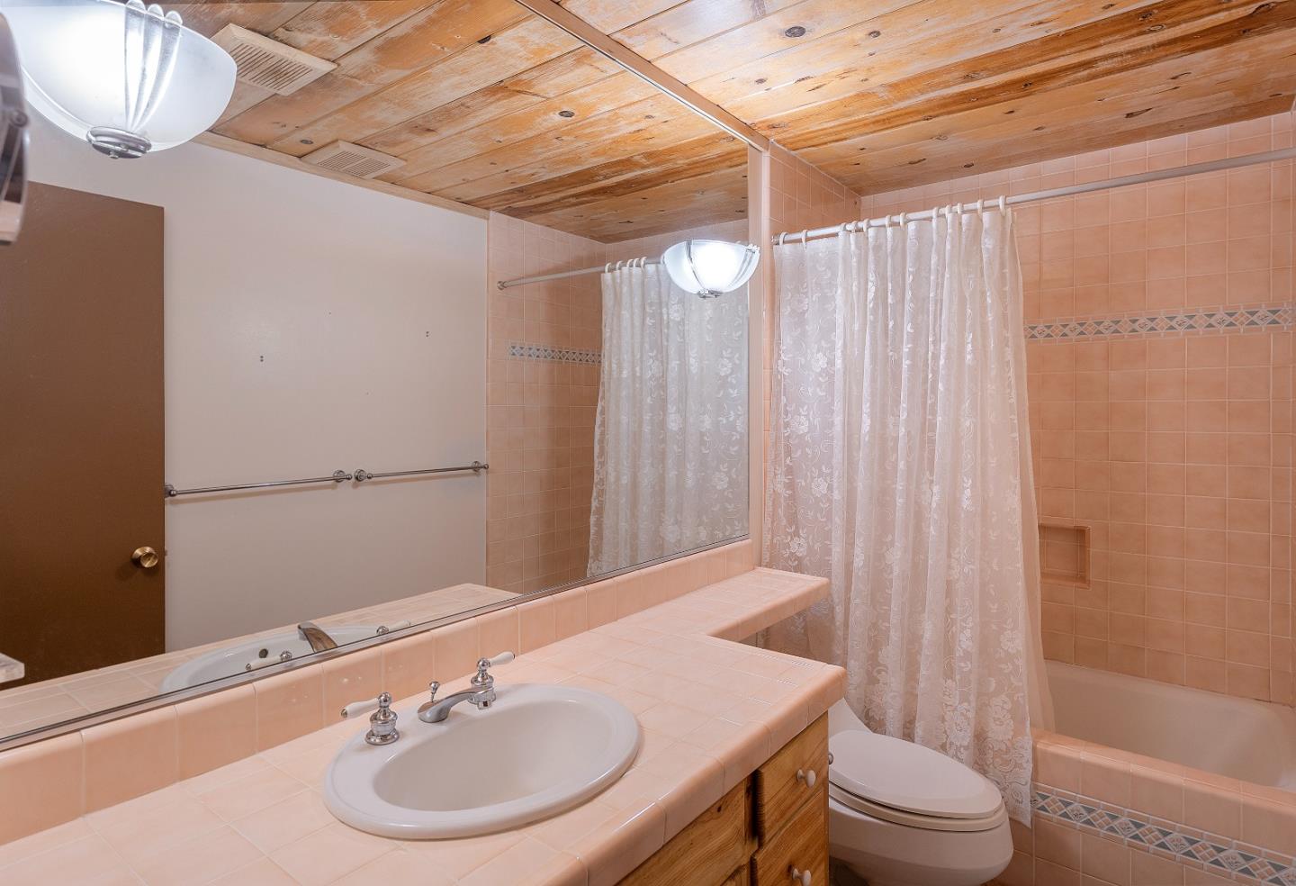 Detail Gallery Image 21 of 46 For 53 Southbank Road, Carmel Valley,  CA 93924 - 4 Beds | 2 Baths