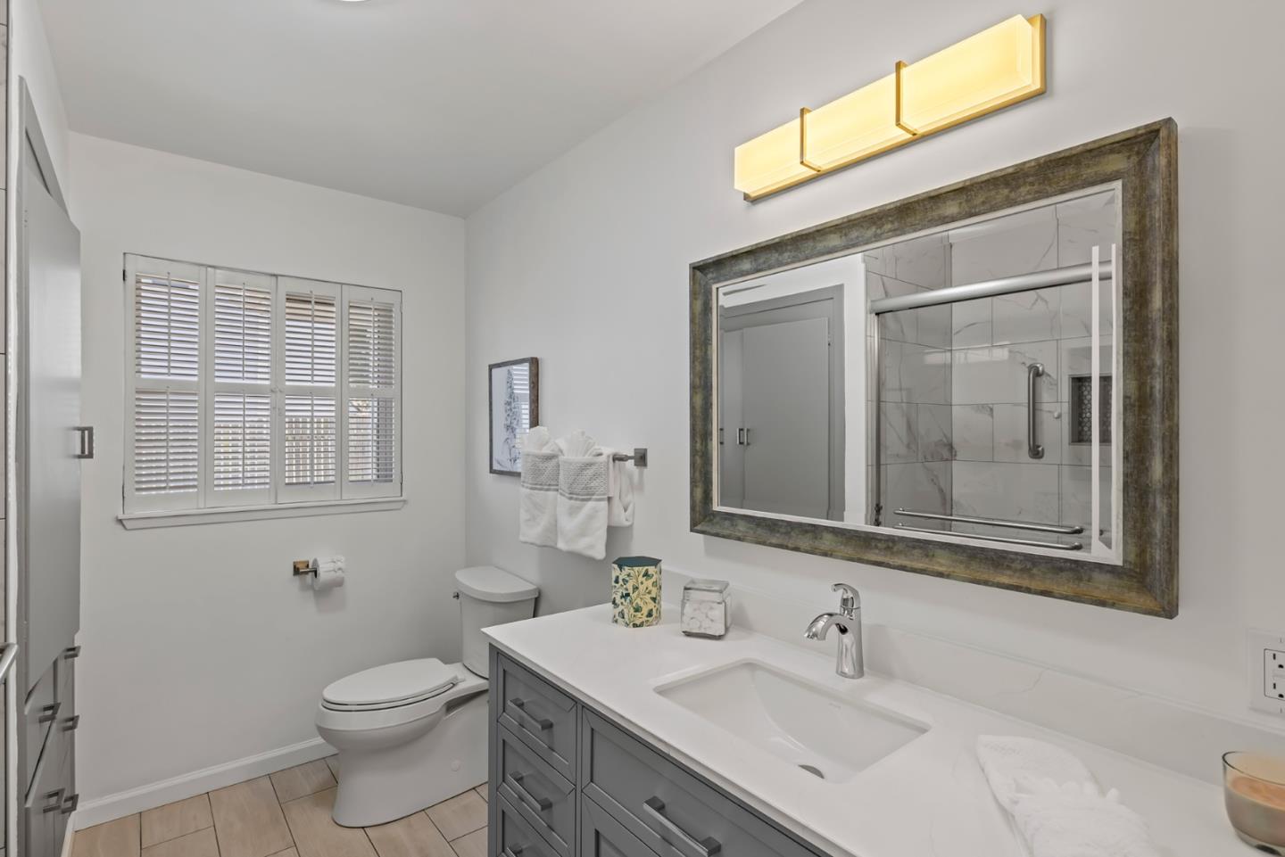 Detail Gallery Image 26 of 46 For 847 Ocean View Blvd, Pacific Grove,  CA 93950 - 3 Beds | 3 Baths