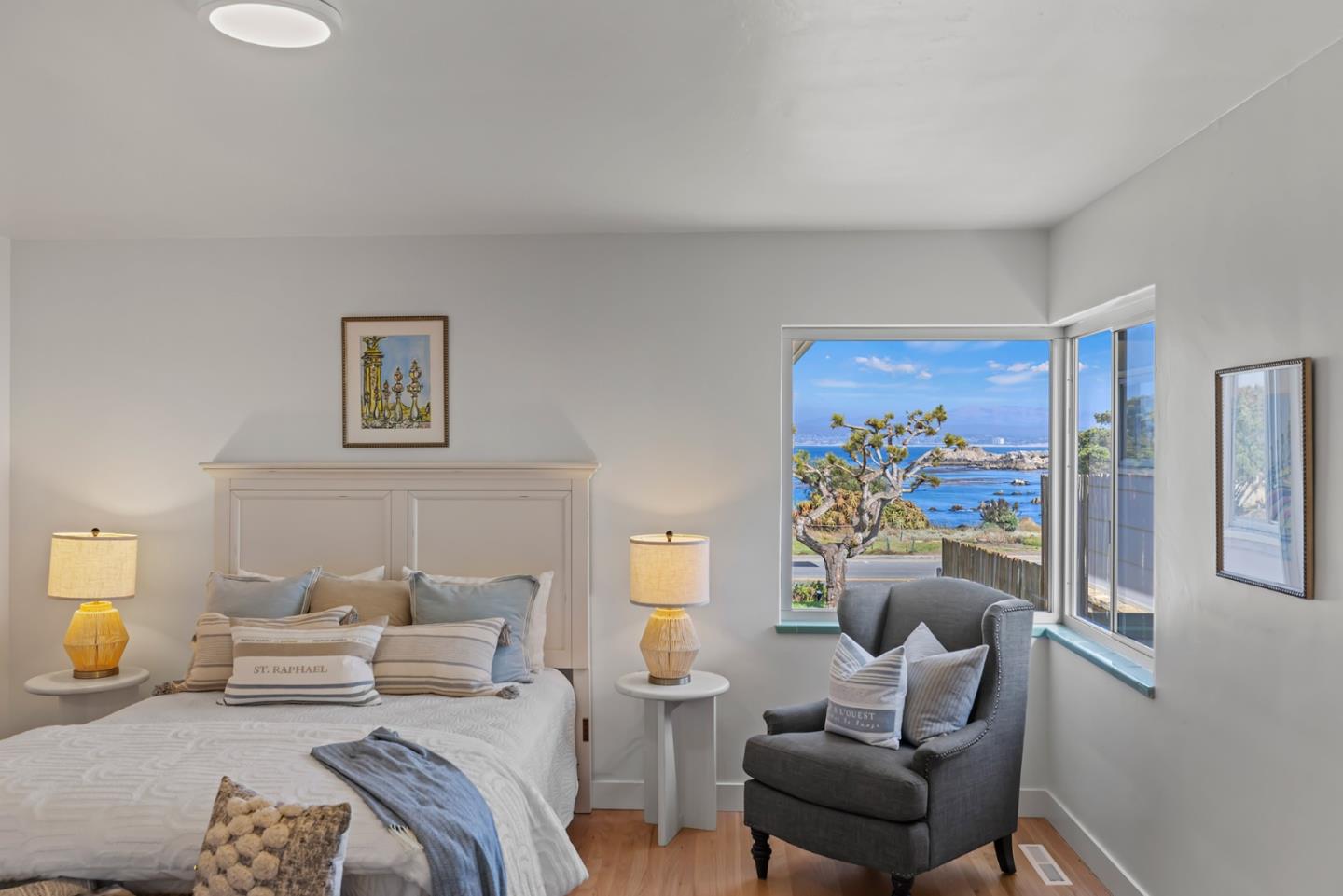 Detail Gallery Image 29 of 46 For 847 Ocean View Blvd, Pacific Grove,  CA 93950 - 3 Beds | 3 Baths