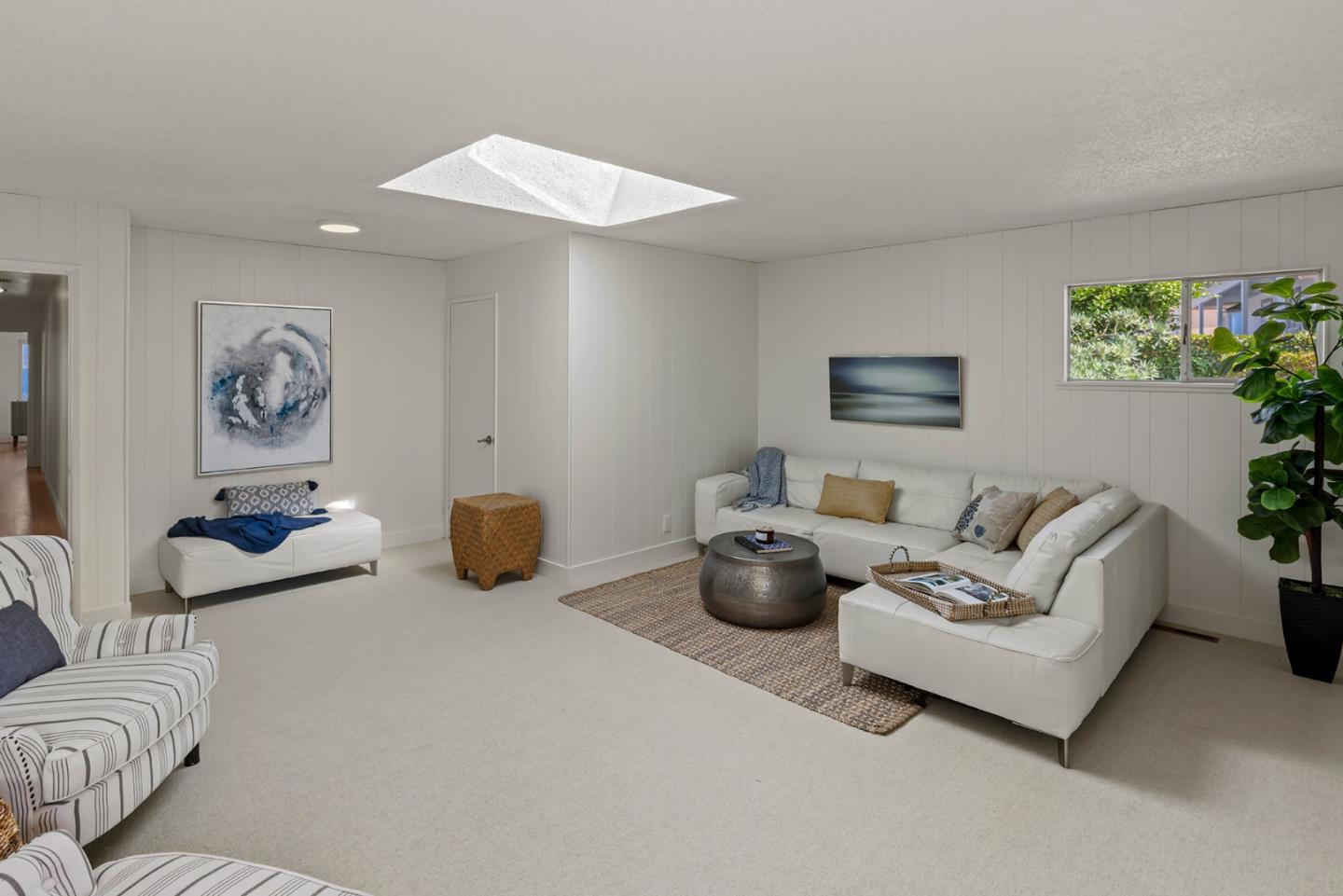 Detail Gallery Image 35 of 46 For 847 Ocean View Blvd, Pacific Grove,  CA 93950 - 3 Beds | 3 Baths
