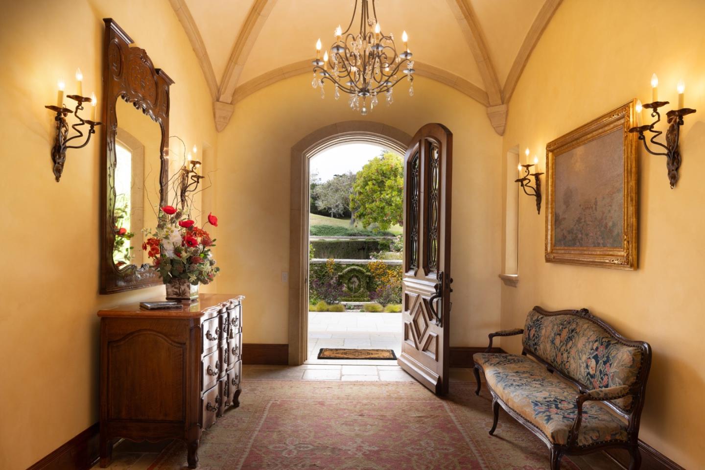Detail Gallery Image 4 of 24 For 1494 Cypress Dr, Pebble Beach,  CA 93953 - 6 Beds | 7/3 Baths
