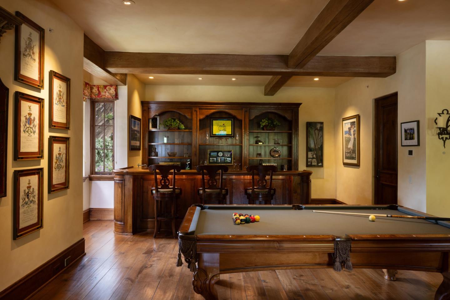 Detail Gallery Image 8 of 24 For 1494 Cypress Dr, Pebble Beach,  CA 93953 - 6 Beds | 7/3 Baths