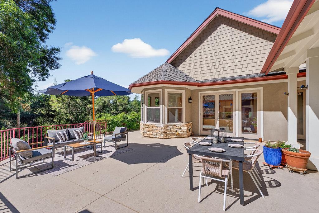 Detail Gallery Image 27 of 59 For 1901 Glenwood Dr, Scotts Valley,  CA 95066 - 3 Beds | 2/1 Baths