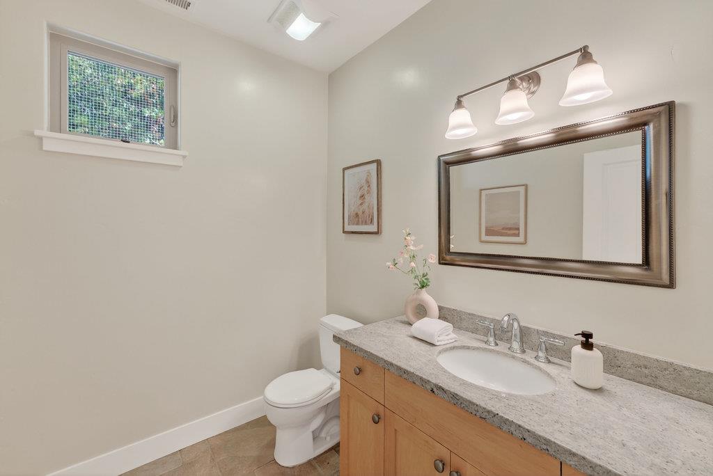 Detail Gallery Image 40 of 59 For 1901 Glenwood Dr, Scotts Valley,  CA 95066 - 3 Beds | 2/1 Baths
