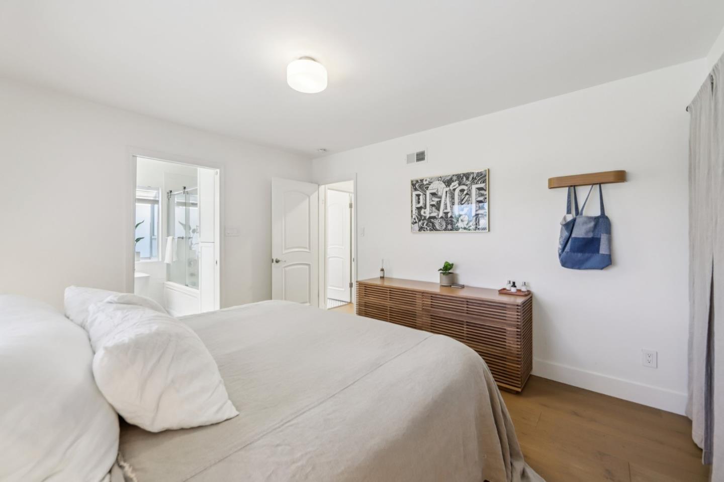 Detail Gallery Image 14 of 37 For 2412 Stokes St, San Jose,  CA 95128 - 3 Beds | 2 Baths