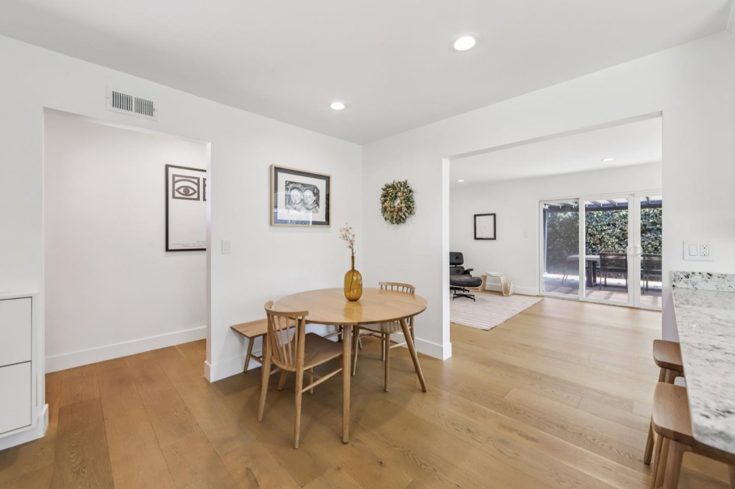 Detail Gallery Image 8 of 37 For 2412 Stokes St, San Jose,  CA 95128 - 3 Beds | 2 Baths