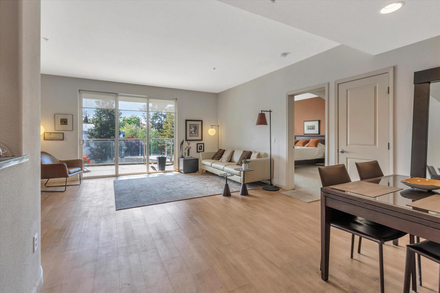 Detail Gallery Image 6 of 20 For 912 Campisi #311,  Campbell,  CA 95008 - 2 Beds | 2 Baths