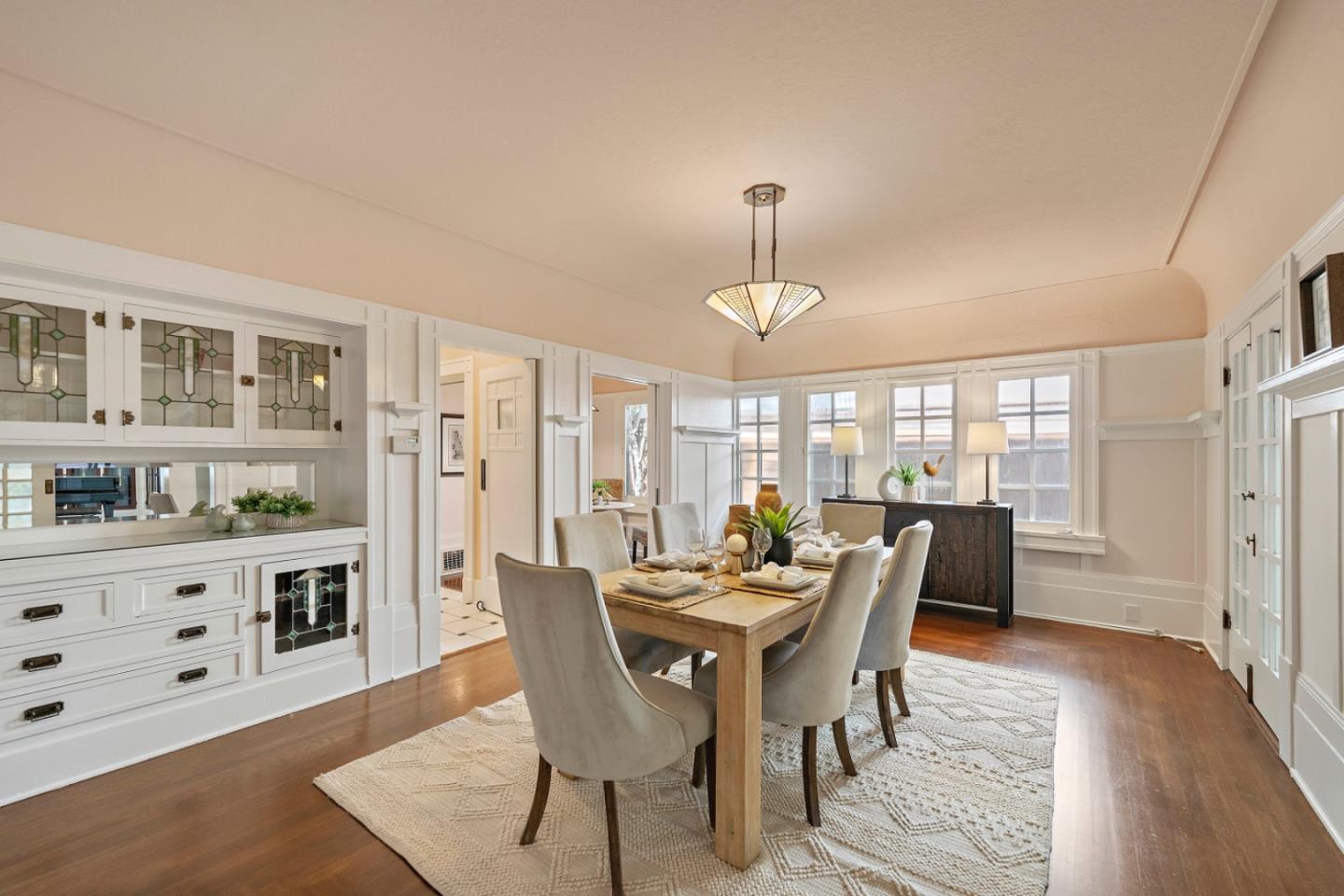 Detail Gallery Image 14 of 37 For 35 Hawthorne Way, San Jose,  CA 95110 - 3 Beds | 2 Baths