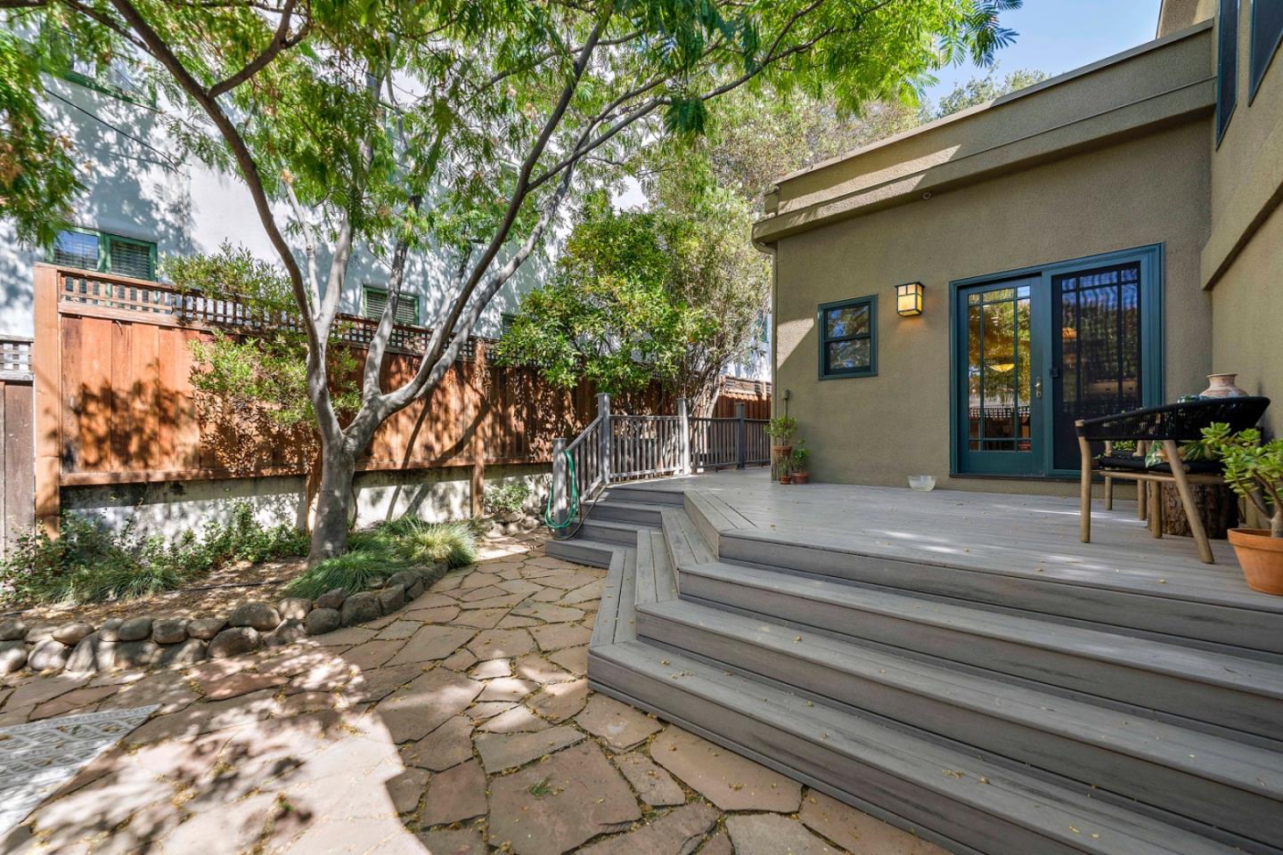 Detail Gallery Image 20 of 37 For 35 Hawthorne Way, San Jose,  CA 95110 - 3 Beds | 2 Baths