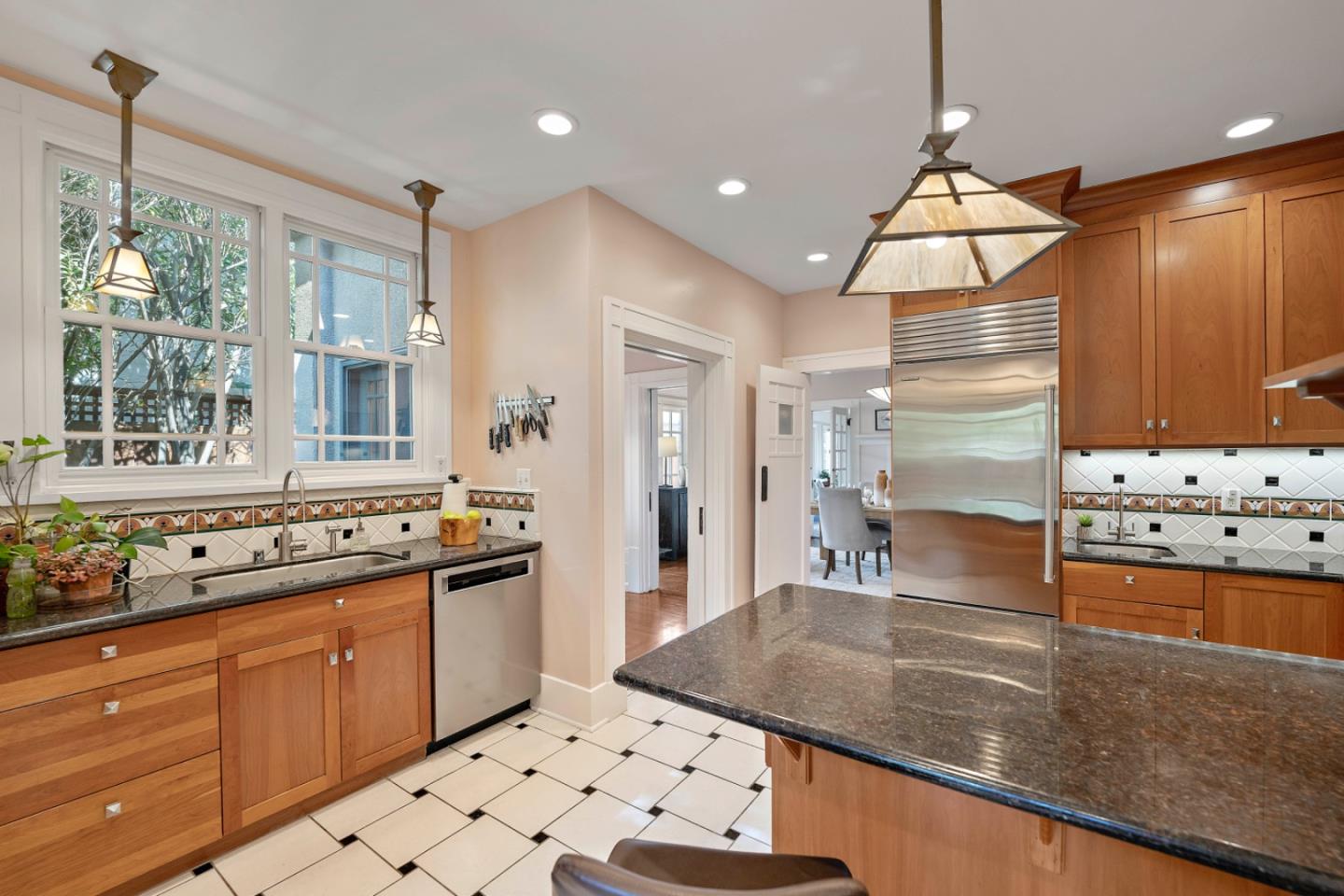 Detail Gallery Image 28 of 37 For 35 Hawthorne Way, San Jose,  CA 95110 - 3 Beds | 2 Baths