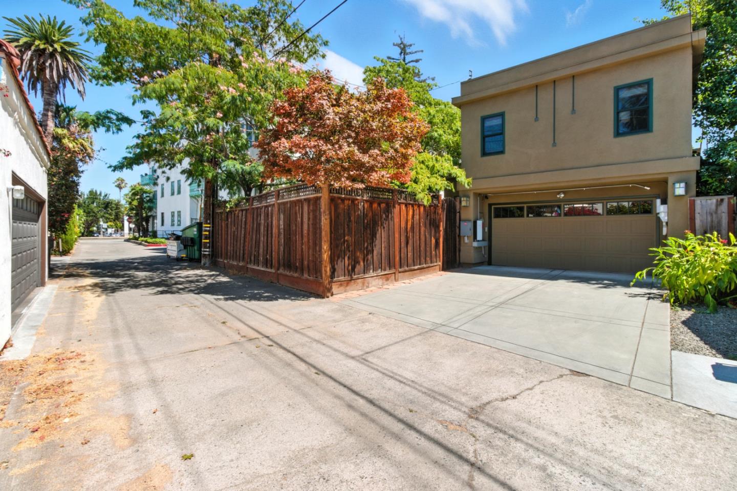 Detail Gallery Image 35 of 37 For 35 Hawthorne Way, San Jose,  CA 95110 - 3 Beds | 2 Baths