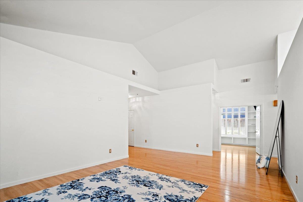 Detail Gallery Image 9 of 38 For 17716 Riverbend Rd, Salinas,  CA 93908 - 3 Beds | 2 Baths