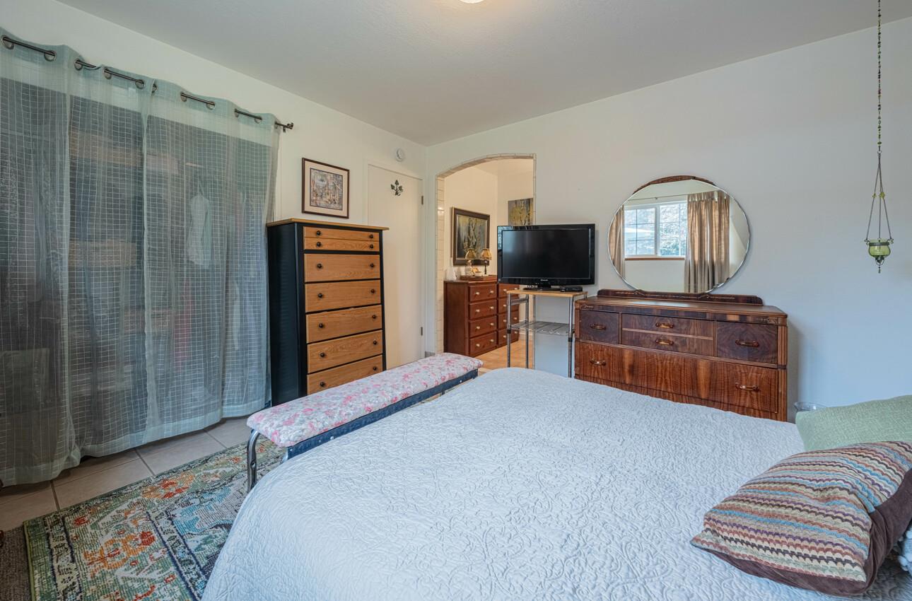 Detail Gallery Image 18 of 39 For 16566 Meridian Rd, Salinas,  CA 93907 - 2 Beds | 2 Baths