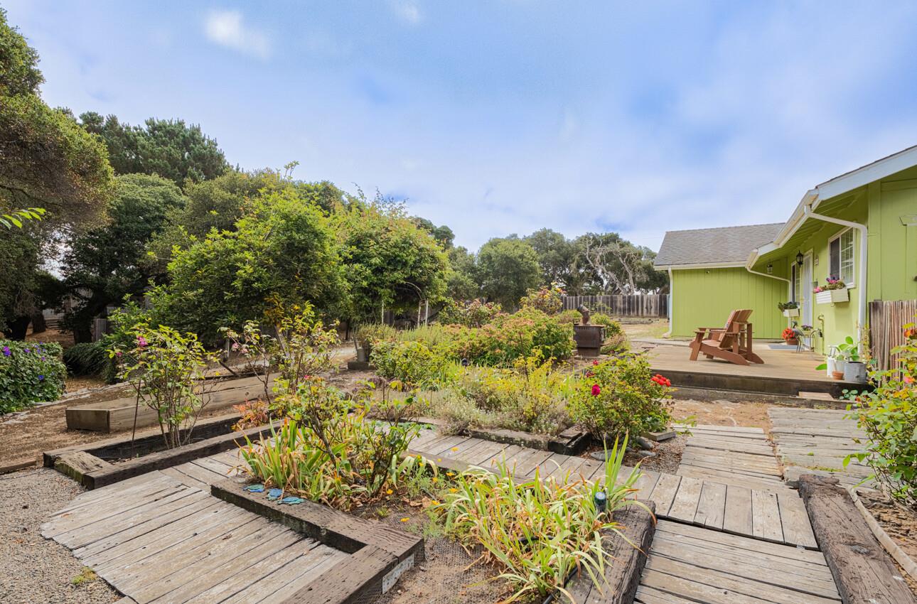 Detail Gallery Image 28 of 39 For 16566 Meridian Rd, Salinas,  CA 93907 - 2 Beds | 2 Baths