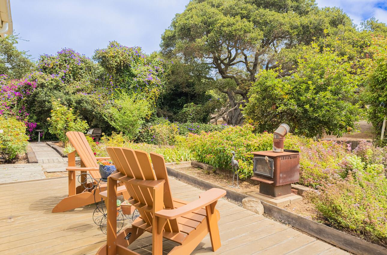 Detail Gallery Image 3 of 39 For 16566 Meridian Rd, Salinas,  CA 93907 - 2 Beds | 2 Baths