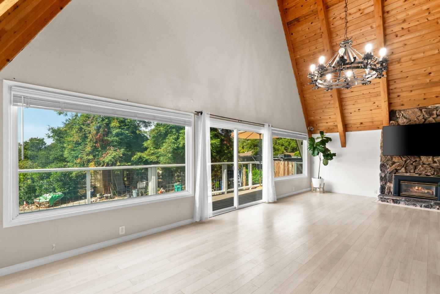 Detail Gallery Image 19 of 80 For 19125 Marjorie Rd, Salinas,  CA 93907 - 2 Beds | 2 Baths