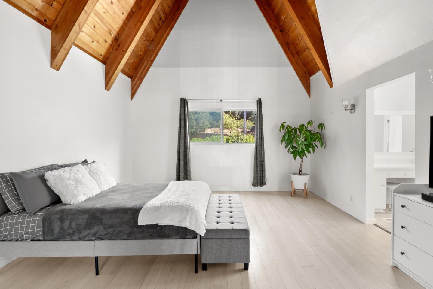 Detail Gallery Image 34 of 80 For 19125 Marjorie Rd, Salinas,  CA 93907 - 2 Beds | 2 Baths