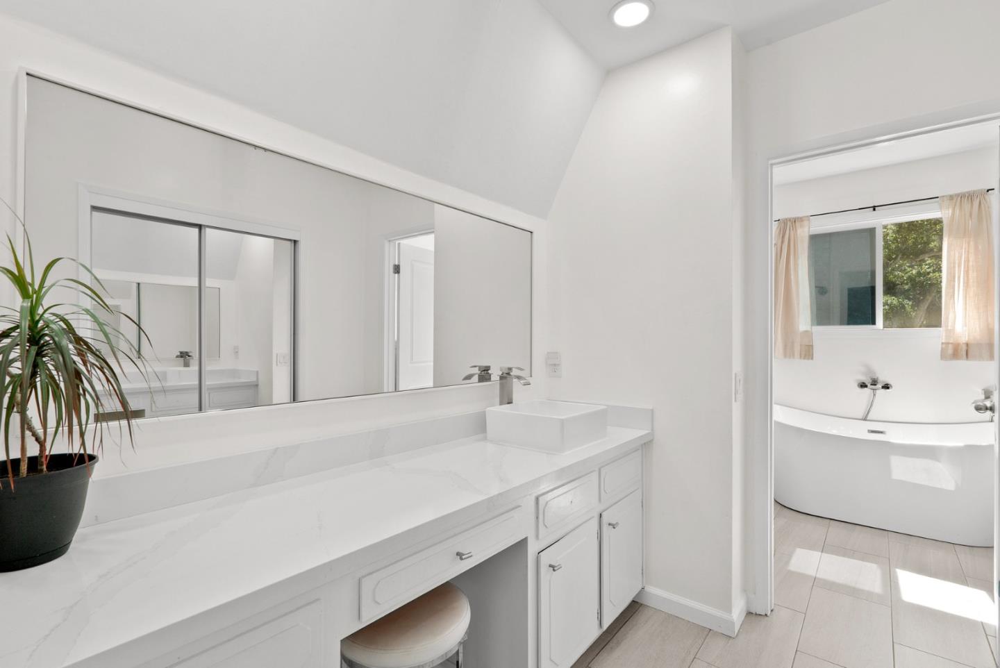 Detail Gallery Image 38 of 80 For 19125 Marjorie Rd, Salinas,  CA 93907 - 2 Beds | 2 Baths