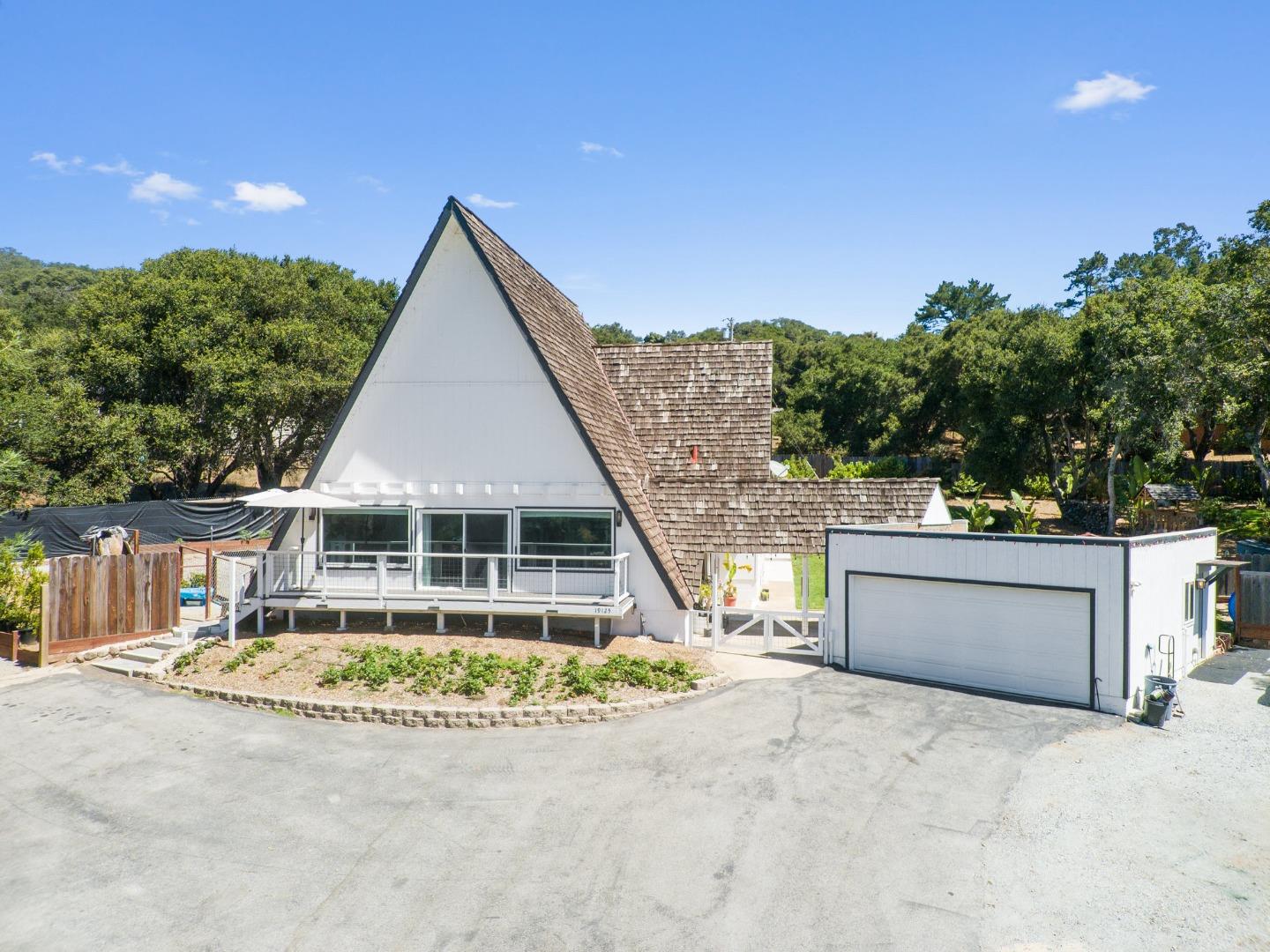 Detail Gallery Image 6 of 80 For 19125 Marjorie Rd, Salinas,  CA 93907 - 2 Beds | 2 Baths