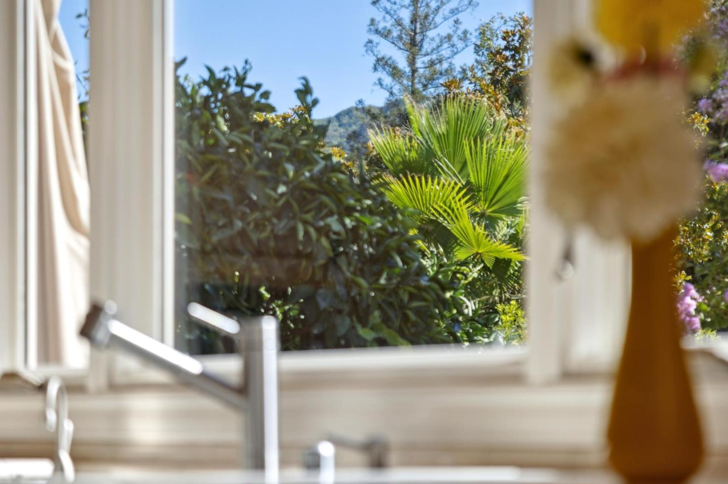 Detail Gallery Image 18 of 109 For 19273 Citrus Ln, Saratoga,  CA 95070 - 5 Beds | 3/1 Baths