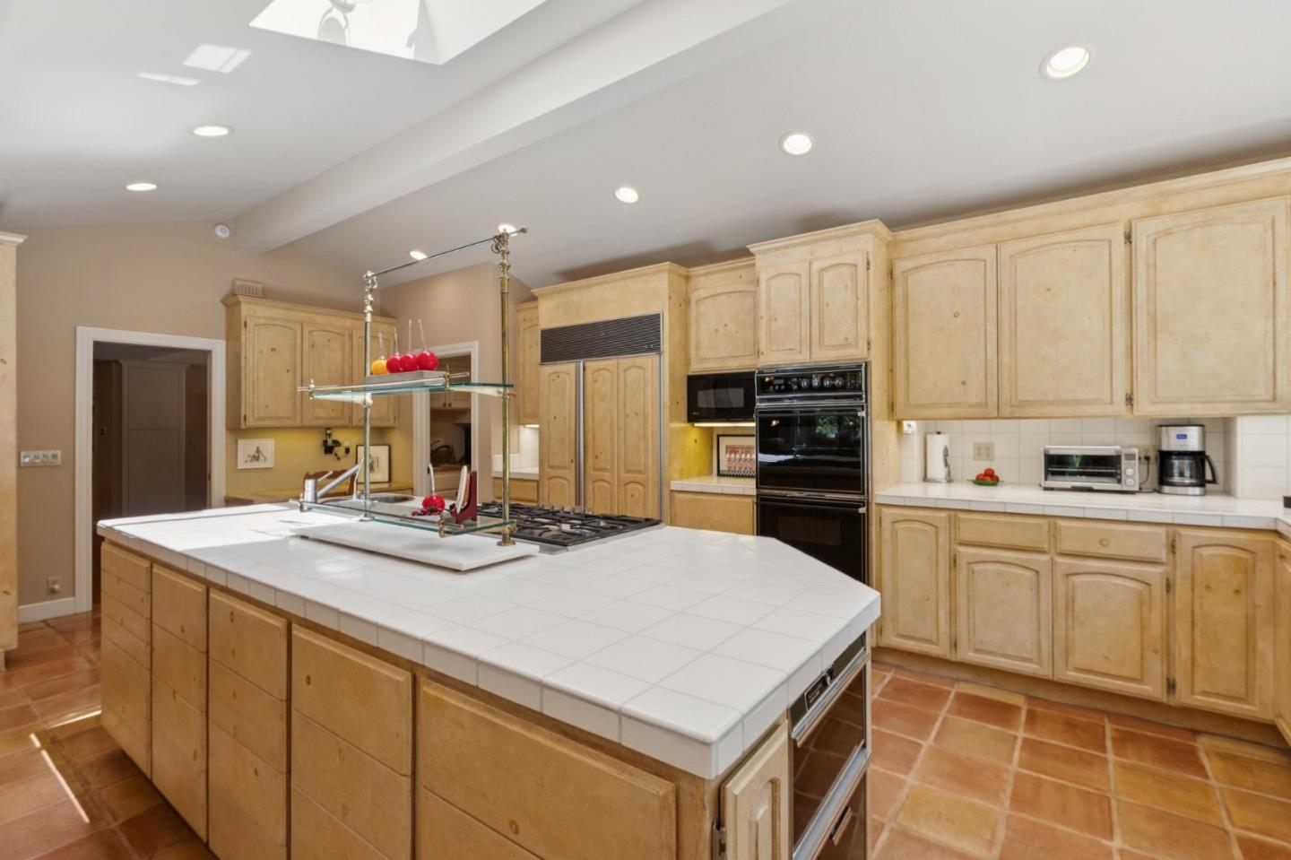 Detail Gallery Image 20 of 109 For 19273 Citrus Ln, Saratoga,  CA 95070 - 5 Beds | 3/1 Baths