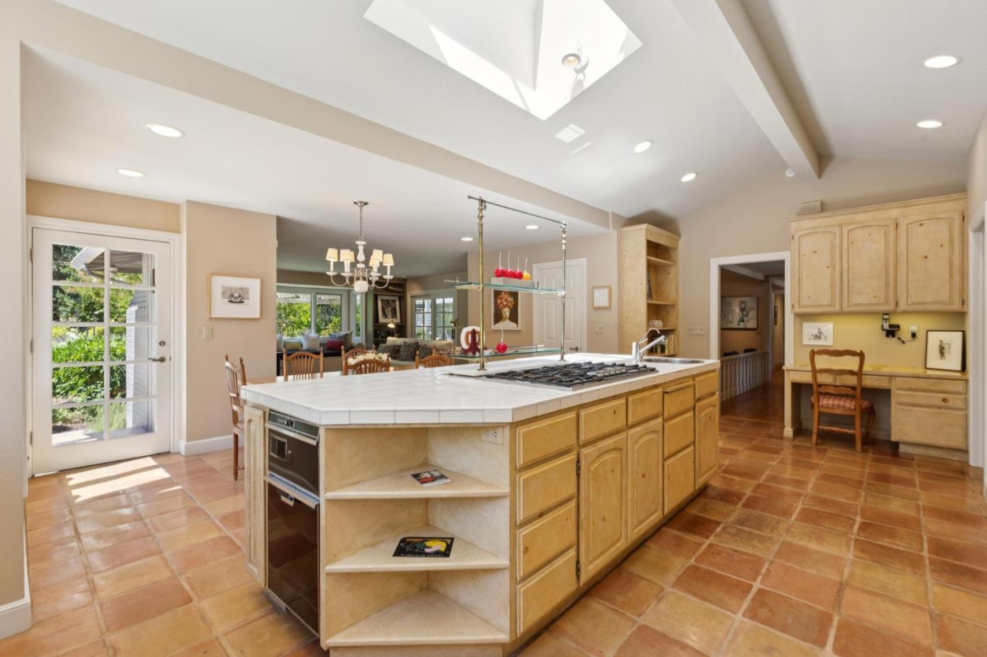 Detail Gallery Image 21 of 109 For 19273 Citrus Ln, Saratoga,  CA 95070 - 5 Beds | 3/1 Baths