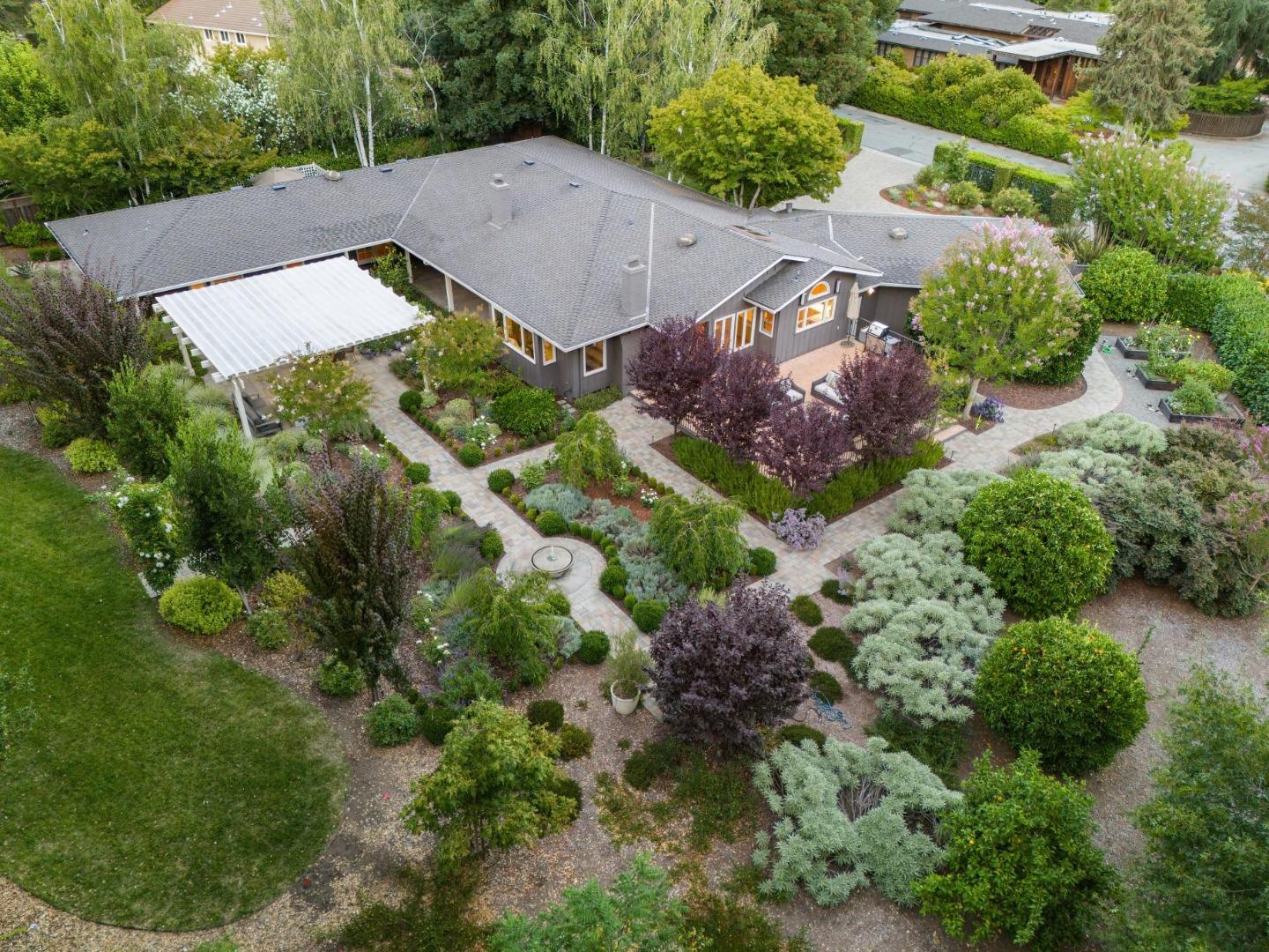 Detail Gallery Image 92 of 109 For 19273 Citrus Ln, Saratoga,  CA 95070 - 5 Beds | 3/1 Baths