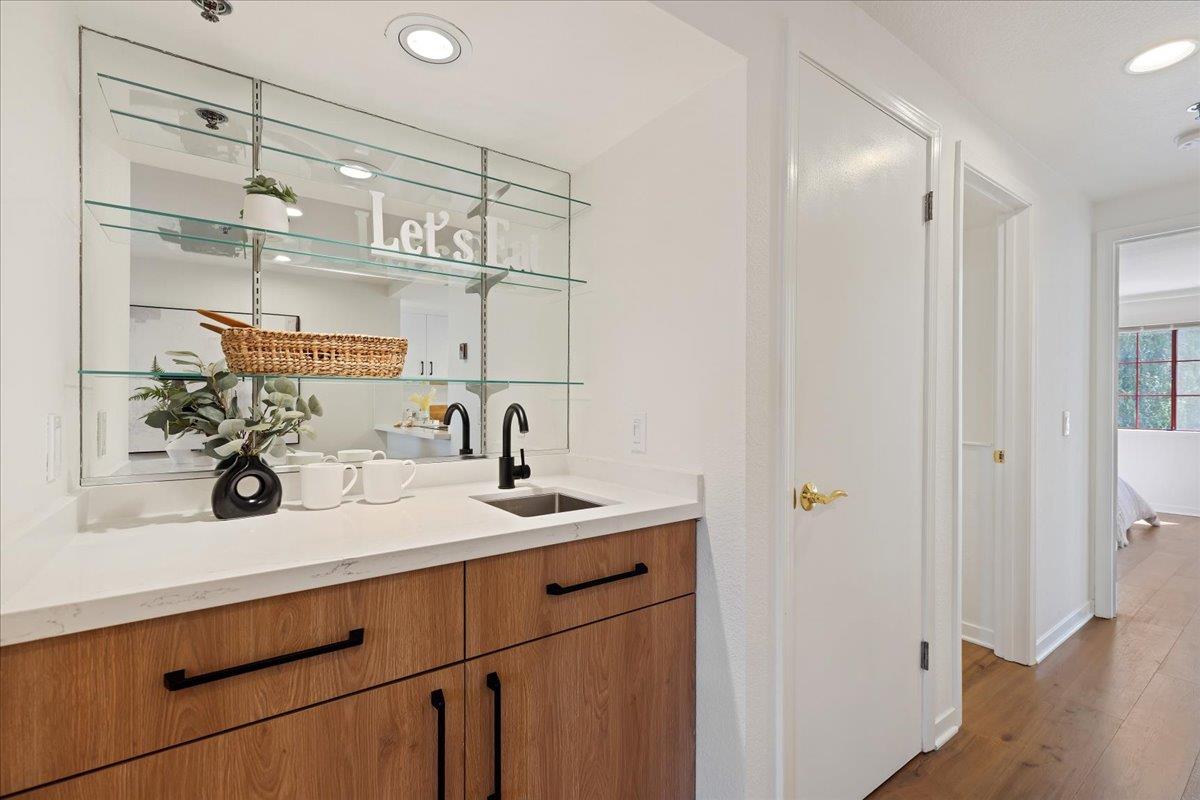 Detail Gallery Image 14 of 33 For 10203 Nile Dr, Cupertino,  CA 95014 - 1 Beds | 1 Baths