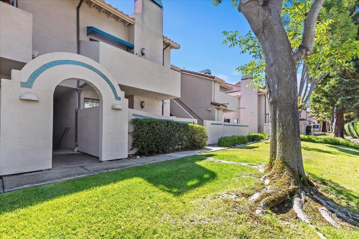Detail Gallery Image 4 of 33 For 10203 Nile Dr, Cupertino,  CA 95014 - 1 Beds | 1 Baths