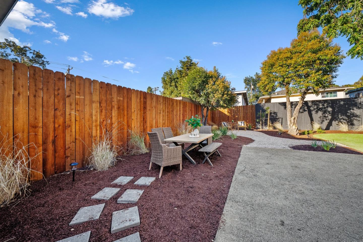 Detail Gallery Image 11 of 45 For 416 S 6th St, San Jose,  CA 95112 - 4 Beds | 2 Baths