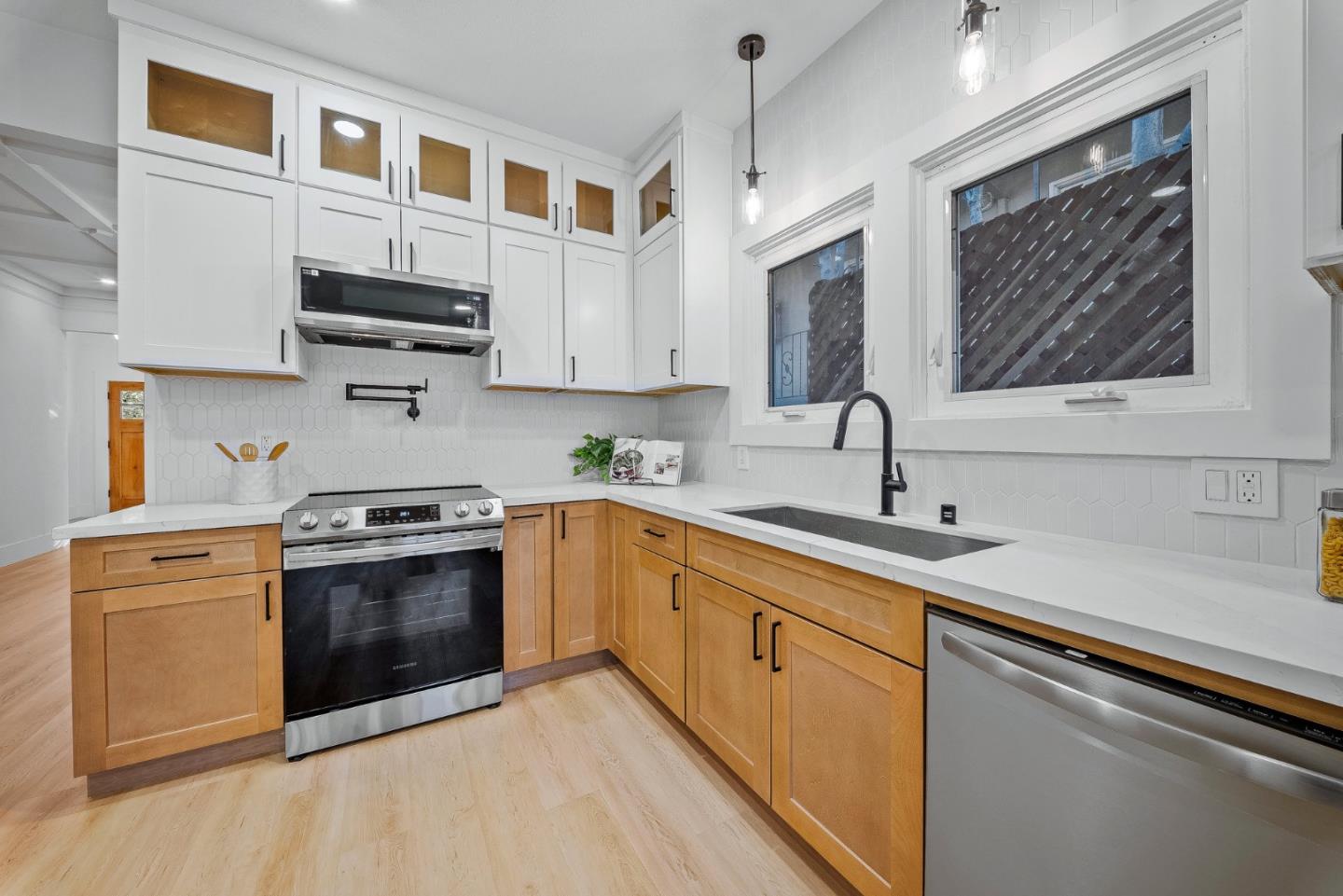 Detail Gallery Image 27 of 45 For 416 S 6th St, San Jose,  CA 95112 - 4 Beds | 2 Baths