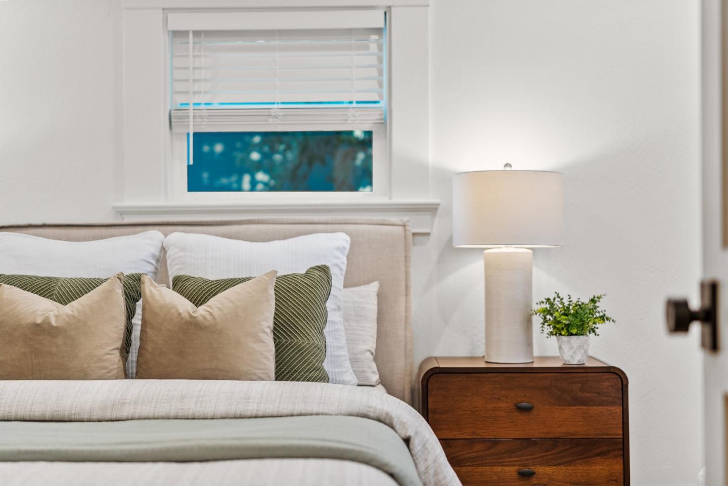 Detail Gallery Image 32 of 45 For 416 S 6th St, San Jose,  CA 95112 - 4 Beds | 2 Baths