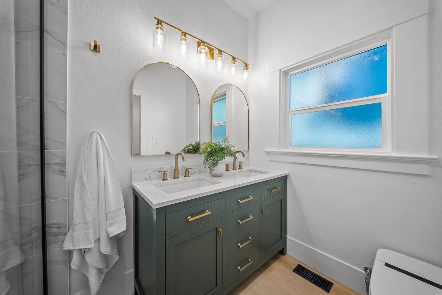 Detail Gallery Image 36 of 45 For 416 S 6th St, San Jose,  CA 95112 - 4 Beds | 2 Baths