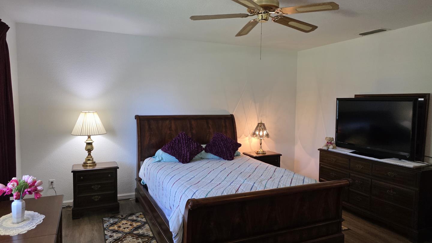 Detail Gallery Image 10 of 23 For 1046 Santa Barbara St, Los Banos,  CA 93635 - 3 Beds | 2 Baths