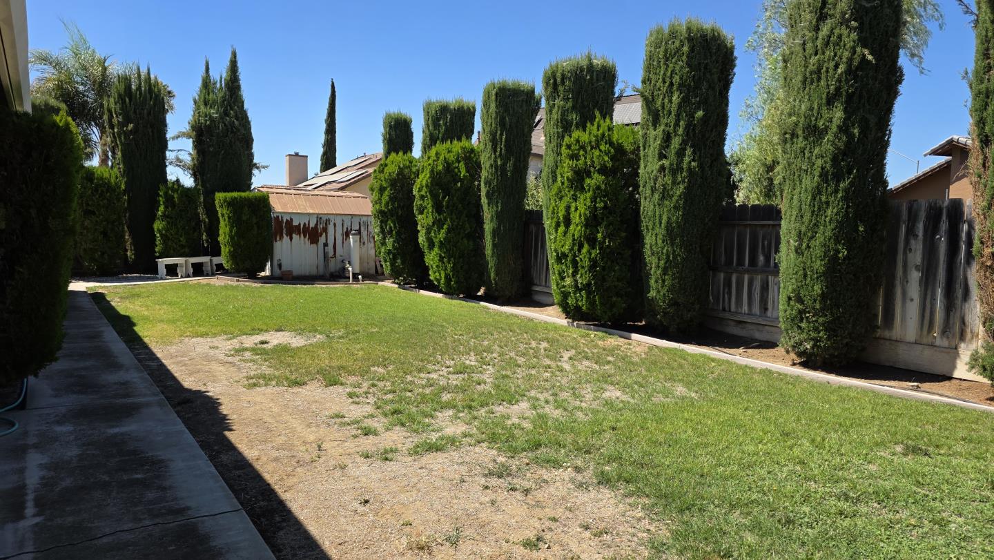 Detail Gallery Image 21 of 23 For 1046 Santa Barbara St, Los Banos,  CA 93635 - 3 Beds | 2 Baths