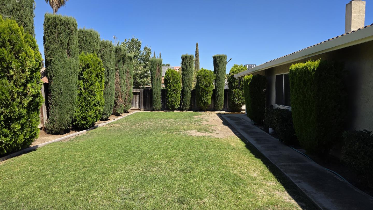 Detail Gallery Image 22 of 23 For 1046 Santa Barbara St, Los Banos,  CA 93635 - 3 Beds | 2 Baths