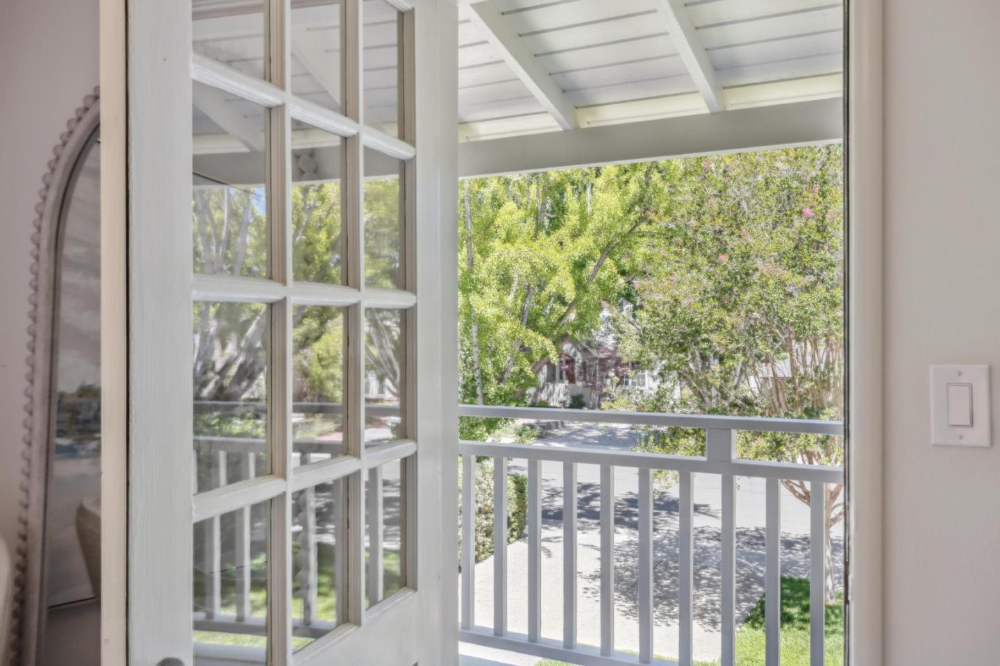 Detail Gallery Image 21 of 38 For 1310 Greenwood Ave, Palo Alto,  CA 94301 - 4 Beds | 3/1 Baths